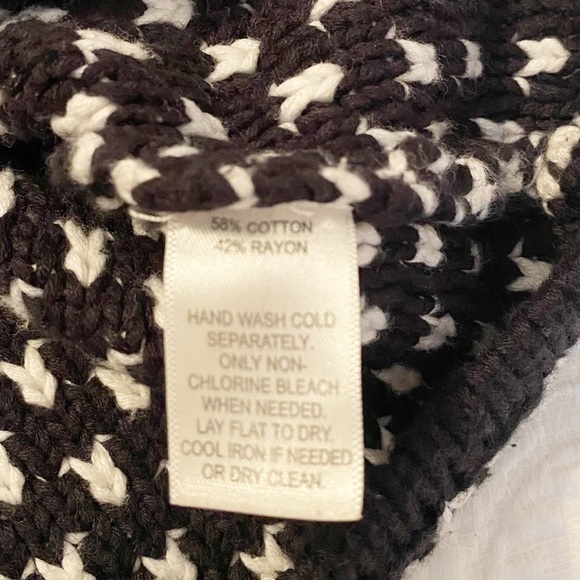 WHBM Thick Knit Black and White Button Cardigan - Small - Picture 5 of 11